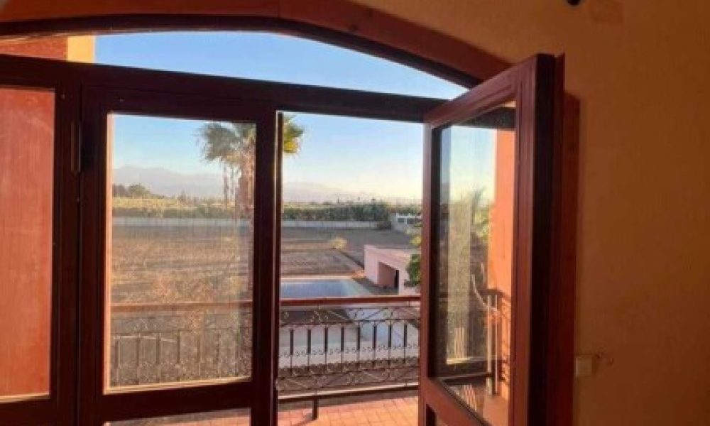 0af4fd05-abb9-4aac-9ce4-7dd42f2f809e