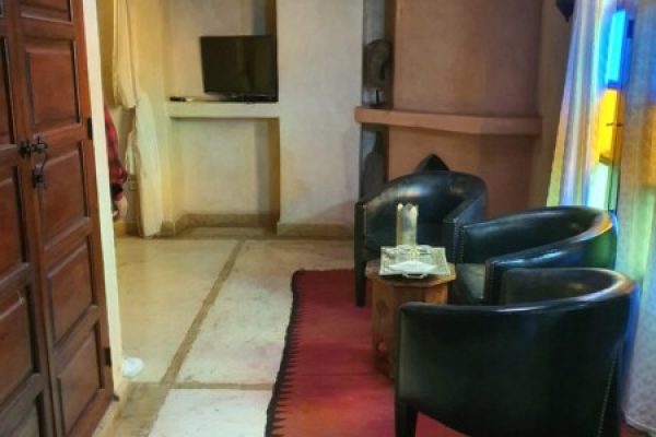 0eb4f344-c412-4eec-b6eb-6626cc99d676