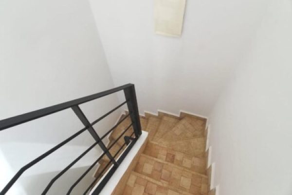 2afc22fd-09f0-4fd0-9516-f88e7844436e