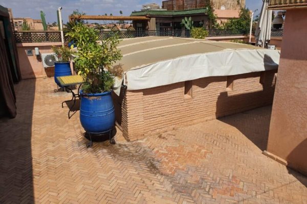 2c15dc90-c2f0-4625-9163-6037a7c78afc