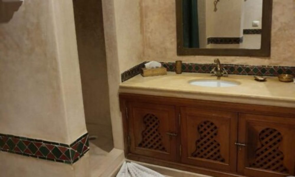 4dbbc957-c032-45a6-bf91-3e9f4e872065