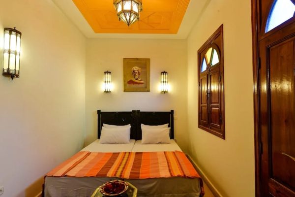 667d1243-8dc7-4fea-8c54-610c7400c2f6