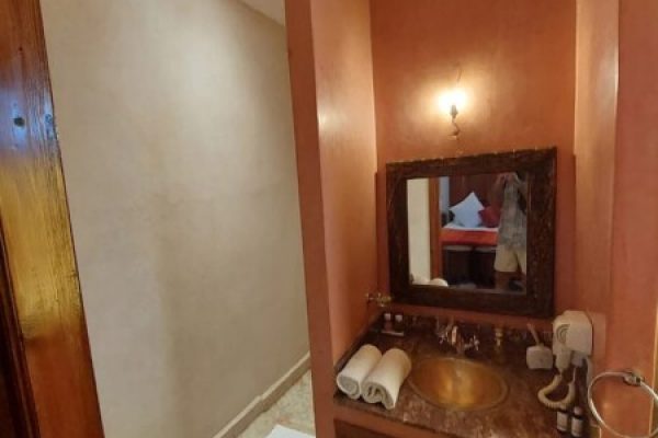 6fb25c58-49f6-444b-ae59-04b1bfd033a4