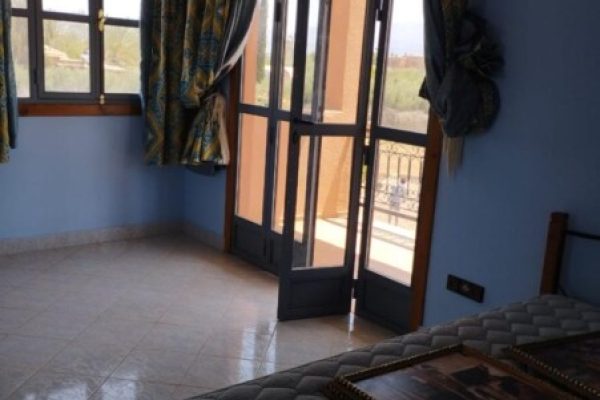 70dbd23f-e59b-4389-9774-2cbc9ffa5fac