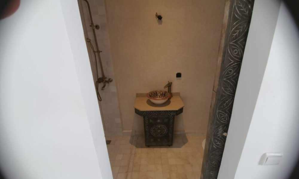 7c6cfb8a-40f0-4a2b-8923-00c94445823d