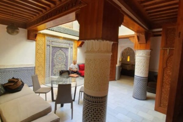 a2fb00bb-ce50-47b8-a516-a962e9c4f3f6