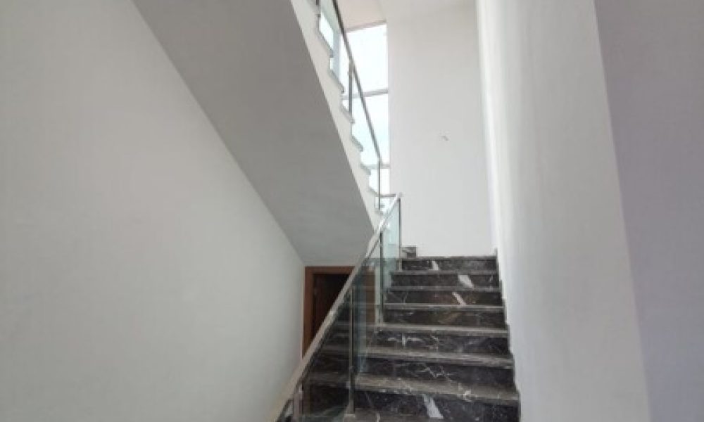 a98d9757-c4c2-4849-bff7-c229e03fb996