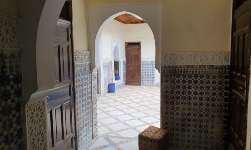 b5277f44-808d-40b2-a136-d898047a1853