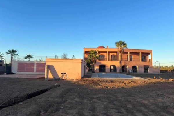 b75c2428-4ce6-47b4-8503-fde406221fbd