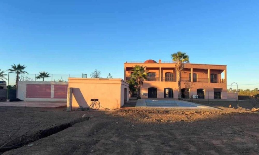 b75c2428-4ce6-47b4-8503-fde406221fbd