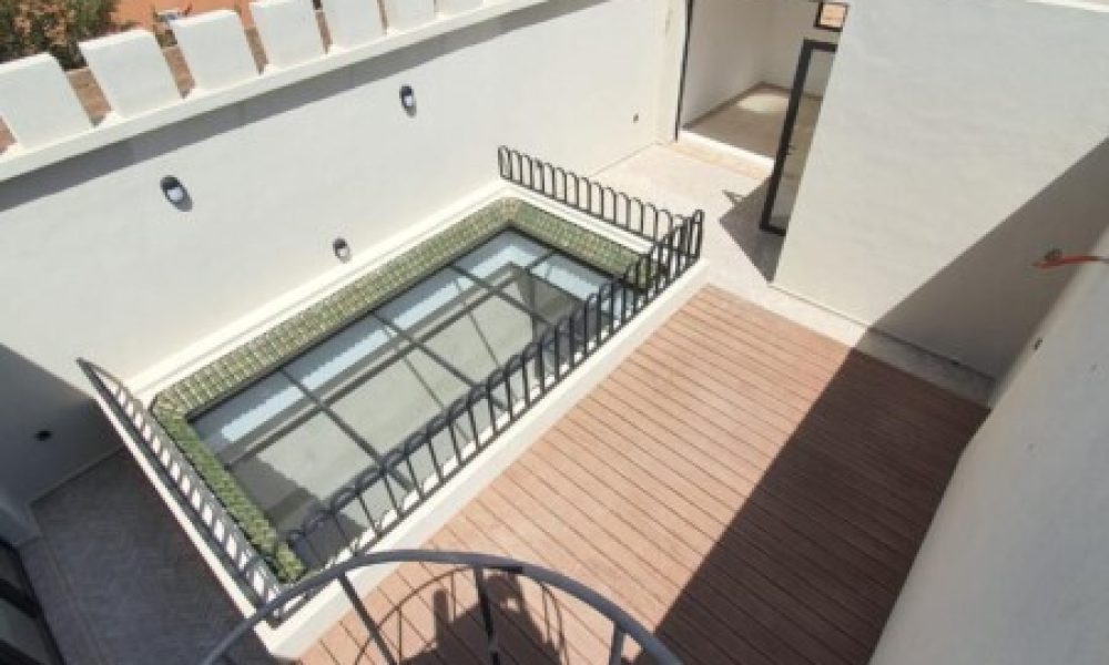 e605bb37-7824-4ed0-8351-125bfb978bd3