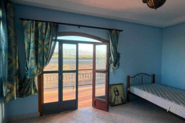 e7334ace-6f3e-4af1-b3ef-42d966d68715