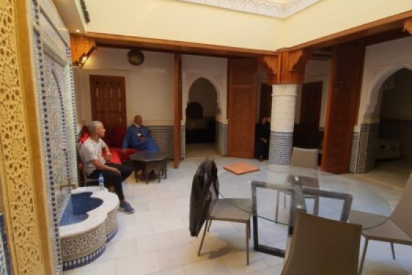 e7cf7b7f-c459-4e42-9601-ffcea7a87602