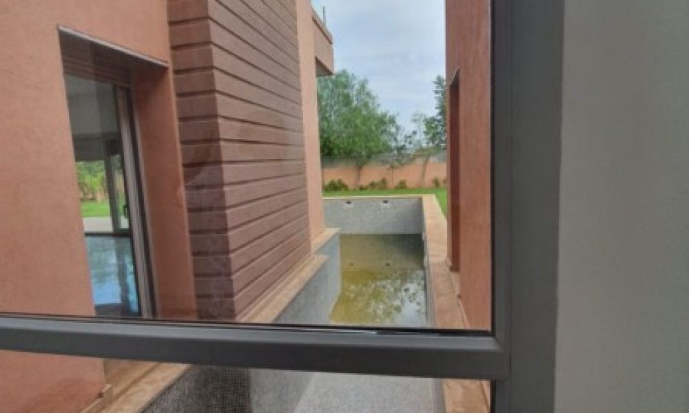 eede9cb3-dbd2-48ea-8cfb-99f78b414ef9