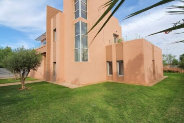 eee81d5b-0b0f-4301-80bd-25f42c435a4e