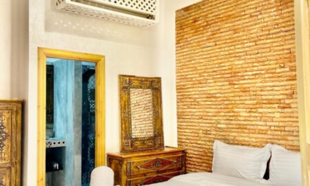 f6eca602-a713-490c-9f45-e029162b60b8